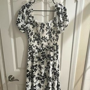 Melbourne Smocked Midi Dress - never worn